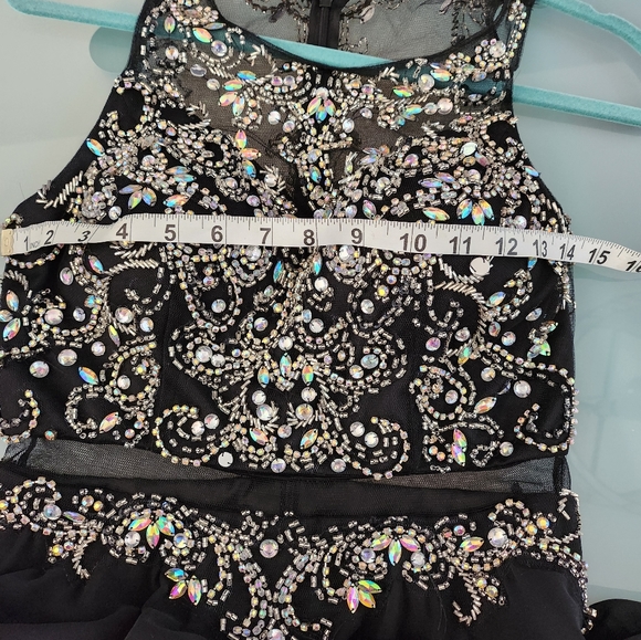 Grad dress - Picture 13 of 14